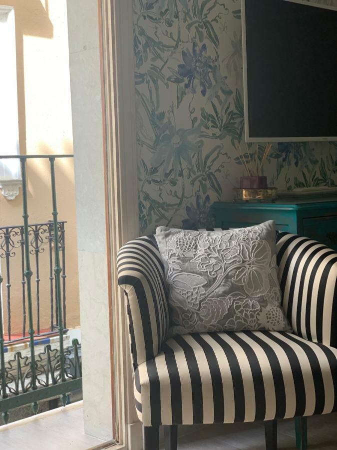 Cathedral Studio, Luxury Studio In Cathedral Area, Parking Optional Seville Ngoại thất bức ảnh